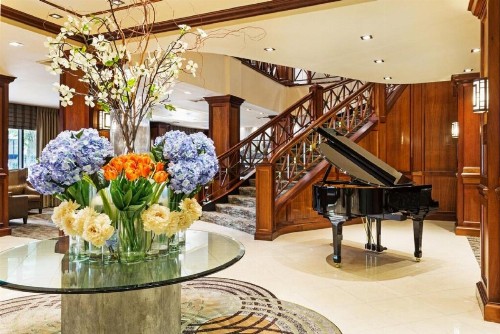 Crowne Plaza Hotel Knoxville an IHG Hotel - image 20