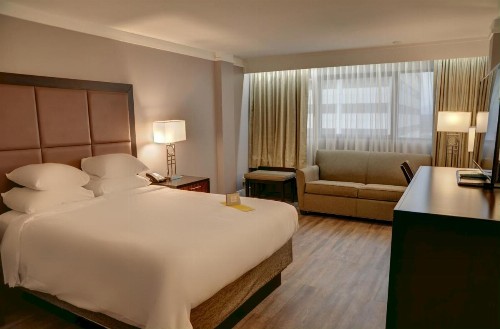 Crowne Plaza Hotel Knoxville an IHG Hotel - image 22
