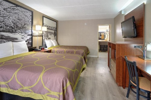 Super 8 by Wyndham Knoxville West/Farragut - image 27