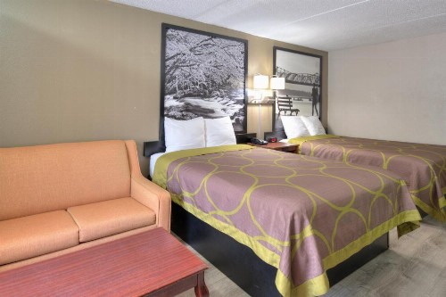 Super 8 by Wyndham Knoxville West/Farragut - image 34