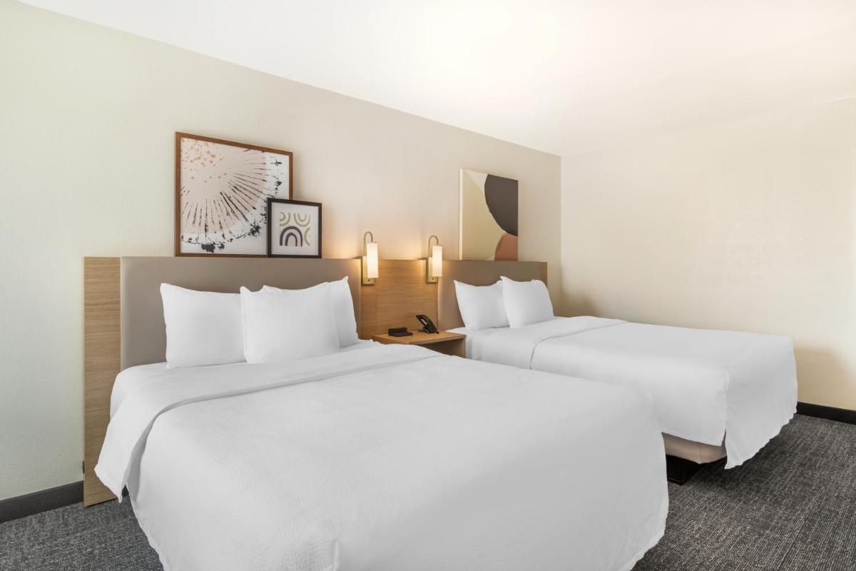Clarion Inn & Suites near Downtown - image 6