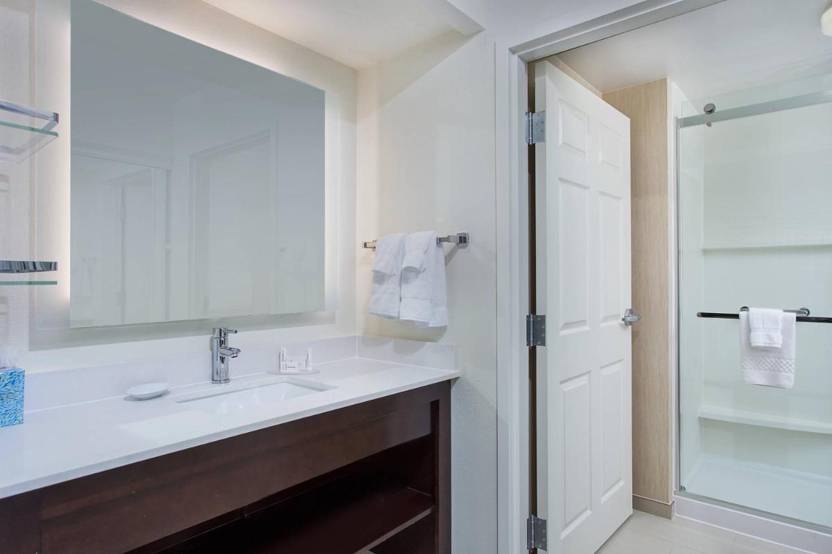 Residence Inn Knoxville Cedar Bluff - image 2
