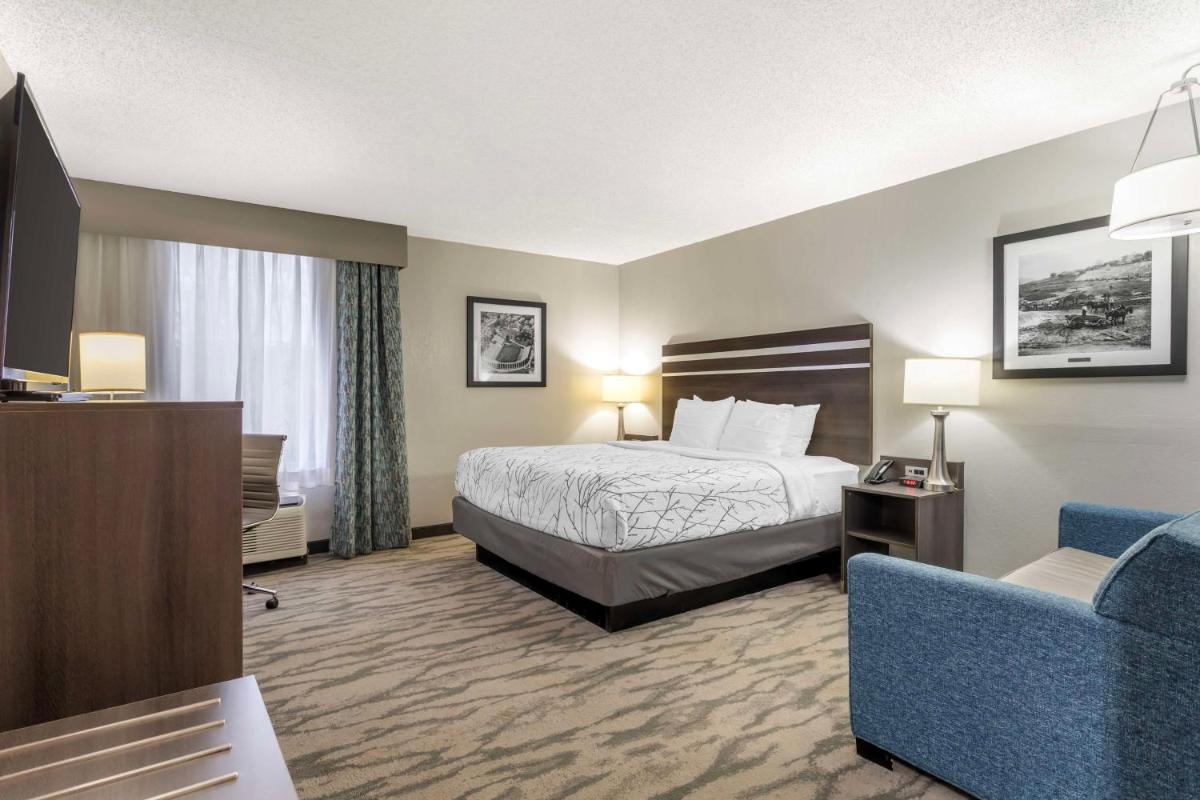 Best Western Plus Knoxville Cedar Bluff - main image