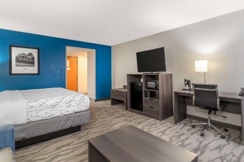Best Western Plus Knoxville Cedar Bluff - image 12