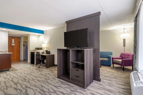 Best Western Plus Knoxville Cedar Bluff - image 18