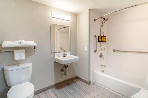Best Western Plus Knoxville Cedar Bluff - image 31