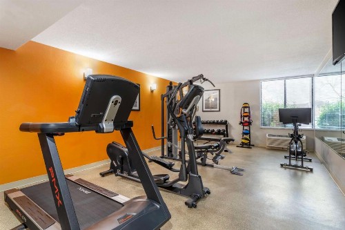 Best Western Plus Knoxville Cedar Bluff - image 38
