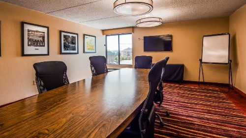 Best Western Plus Knoxville Cedar Bluff - image 40
