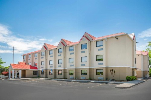 Microtel Inn by Wyndham Knoxville
