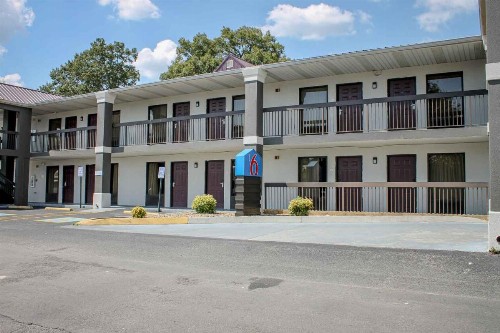 Motel 6 Knoxville Tn - East - image 9