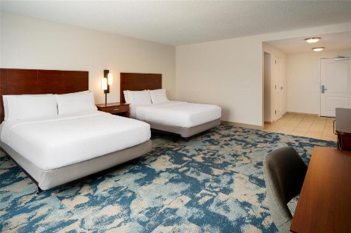 Hampton Inn & Suites Knoxville-Turkey Creek - image 32
