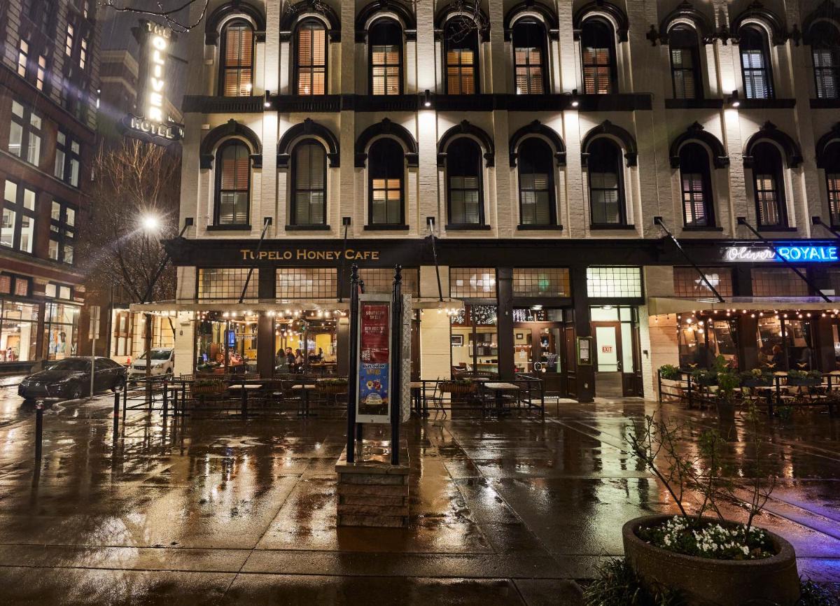 The Oliver Hotel Knoxville An Original by Oliver Hotels - image 2