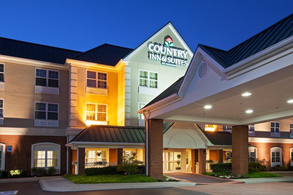 Country Inn & Suites by Radisson Knoxville West TN - image 4