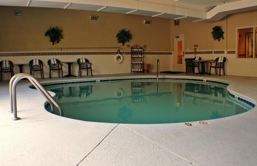 Country Inn & Suites by Radisson Knoxville West TN - image 8