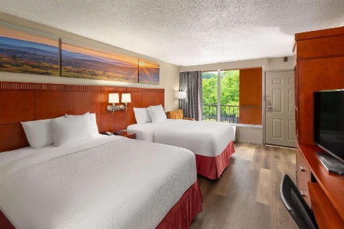 Days Inn by Wyndham Knoxville East - image 15