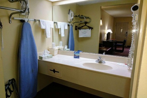 Travelodge by Wyndham Knoxville East - image 15