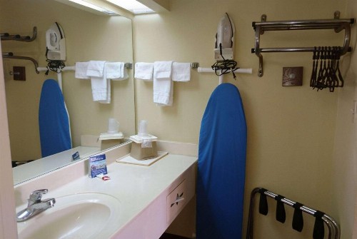 Travelodge by Wyndham Knoxville East - image 19