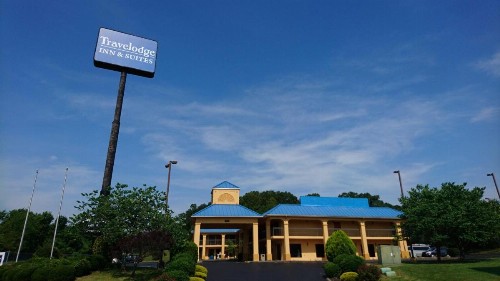 Travelodge by Wyndham Knoxville East - image 20