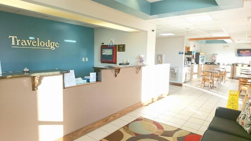 Travelodge by Wyndham Knoxville East - image 22