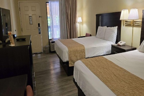 Travelodge by Wyndham Knoxville East - image 29