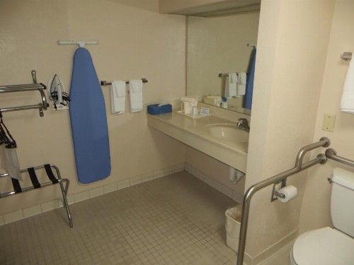 Travelodge by Wyndham Knoxville East - image 30