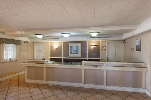 Motel 6-Knoxville TN - image 28