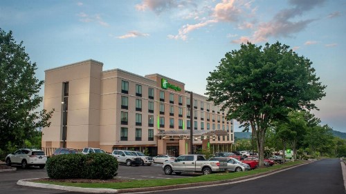 Holiday Inn Knoxville N - Merchant Drive an IHG Hotel - image 19