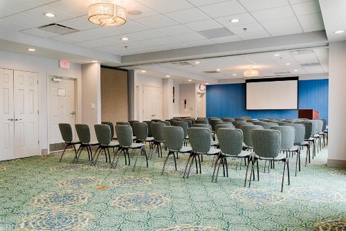 Holiday Inn Knoxville N - Merchant Drive an IHG Hotel - image 34
