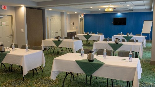 Holiday Inn Knoxville N - Merchant Drive an IHG Hotel - image 37