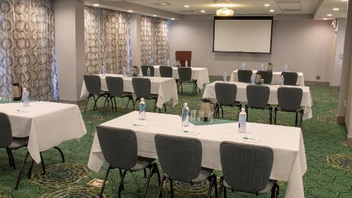 Holiday Inn Knoxville N - Merchant Drive an IHG Hotel - image 39