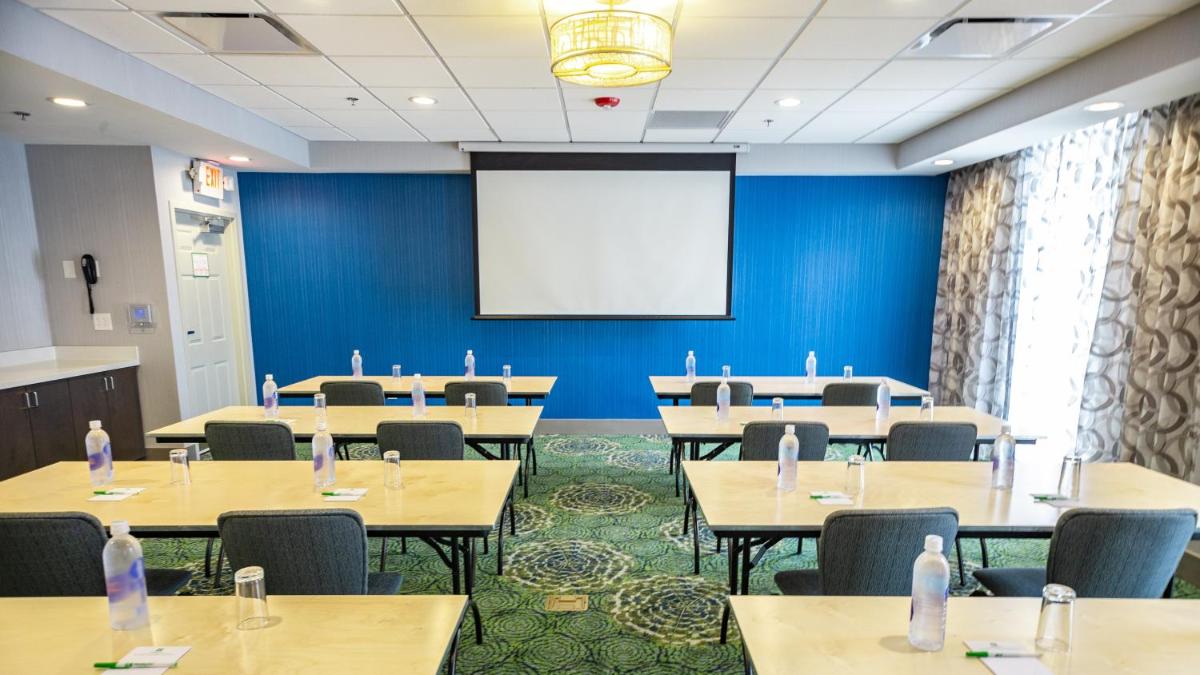 Holiday Inn Knoxville N - Merchant Drive an IHG Hotel - image 7