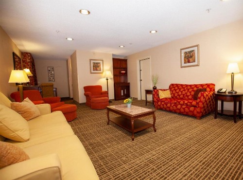 Baymont by Wyndham Knoxville/Cedar Bluff - image 11