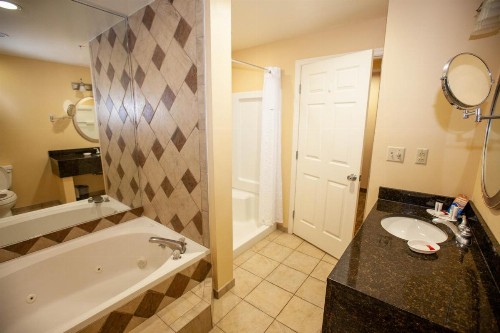 Baymont by Wyndham Knoxville/Cedar Bluff - image 14