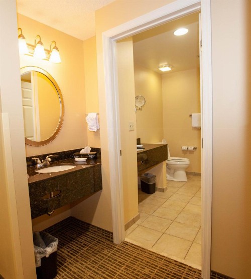 Baymont by Wyndham Knoxville/Cedar Bluff - image 20