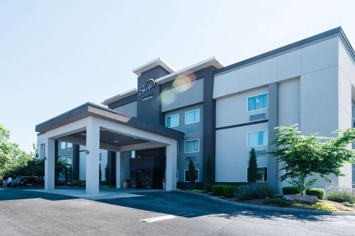 Clarion Inn & Suites West Knoxville - main image