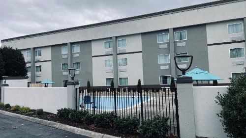 Clarion Inn & Suites West Knoxville - image 34