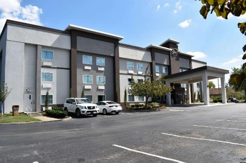 Clarion Inn & Suites West Knoxville - image 9