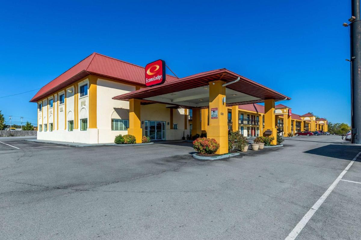 Econo Lodge Knoxville - image 4