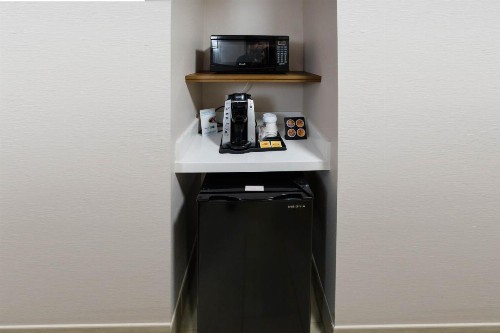 Holiday Inn Express Hotel & Suites Knoxville-Farragut an IHG Hotel - image 11