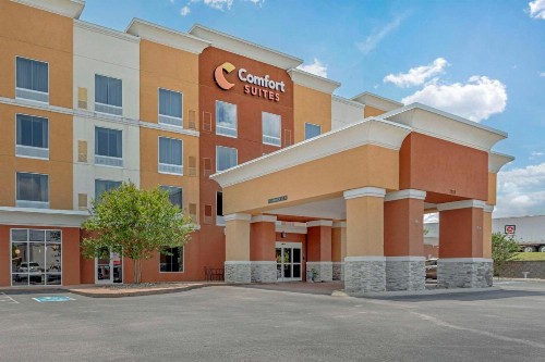 Comfort Suites East Knoxville - image 23