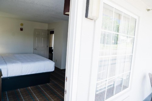 MainStay Suites Knoxville - image 38