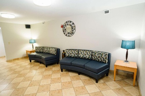 MainStay Suites Knoxville - image 4