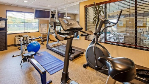 Best Western Plus Strawberry Inn & Suites - image 18