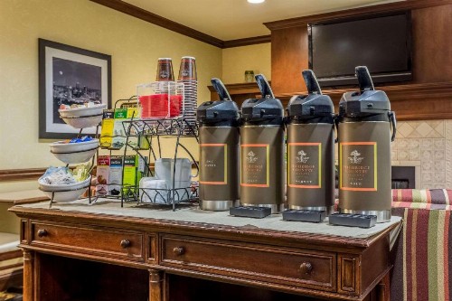 Country Inn & Suites by Radisson Knoxville at Cedar Bluff TN - image 17