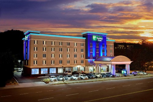 Holiday Inn Express Hotel & Suites Knoxville an IHG Hotel