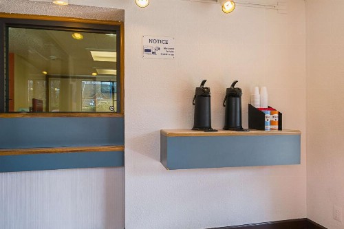 Motel 6-Knoxville TN - North - image 12