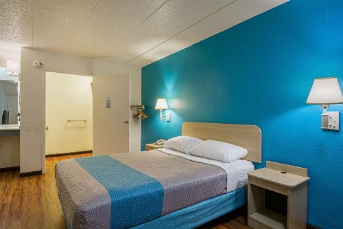 Motel 6-Knoxville TN - North - image 25