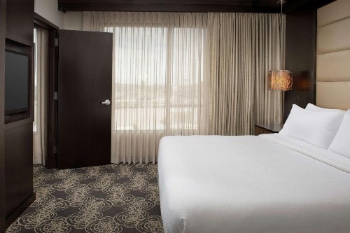 Embassy Suites Knoxville West - image 19
