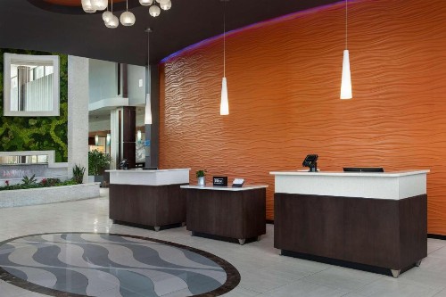 Embassy Suites Knoxville West - image 2