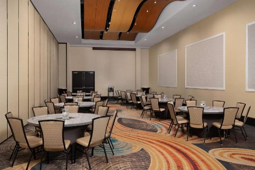 Embassy Suites Knoxville West - image 20